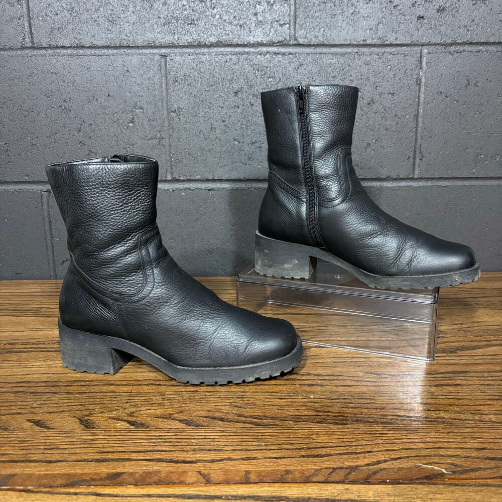 Victoriaâs Secret Womenâs Black Leather Ankle Moto Boots Block Heel Size 8.5